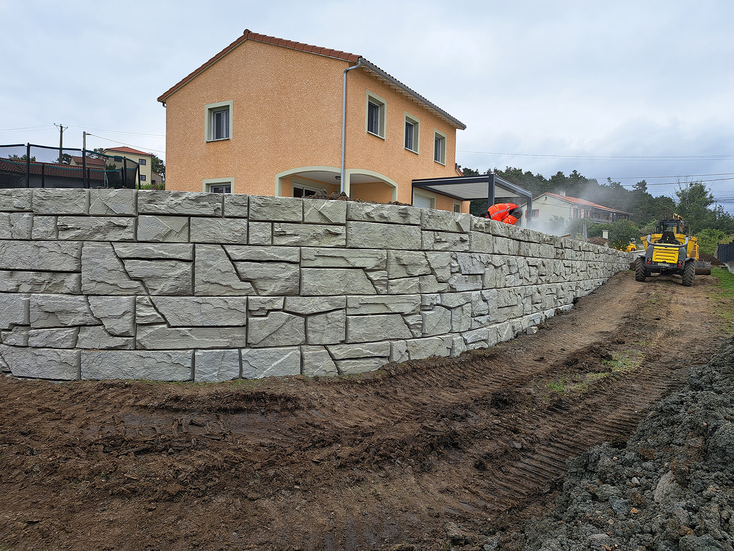 Mur de soutènement design modulaire et finitions multiples